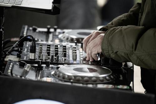 2dj-15072026104217.jpg