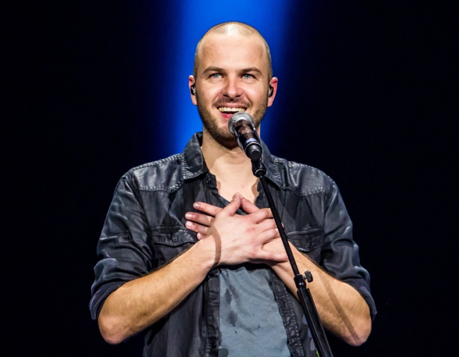 Stan Van Samang: Stan zingt