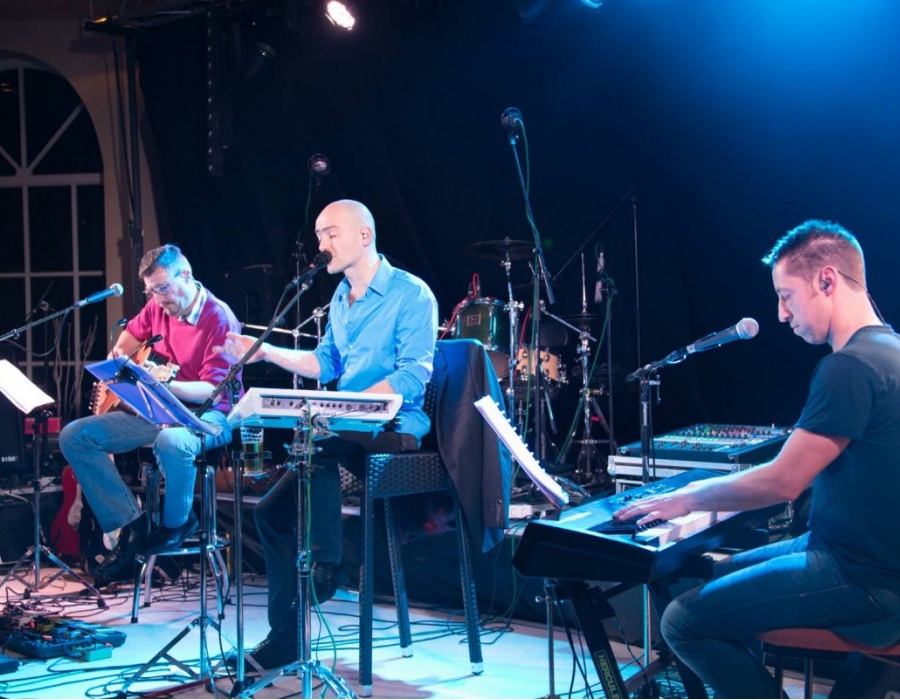CC ZomerKaffee @ Het Applauws: The Sideshow Three