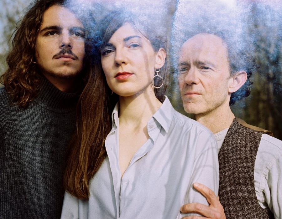 Sophia Ammann plays Leonard Cohen
