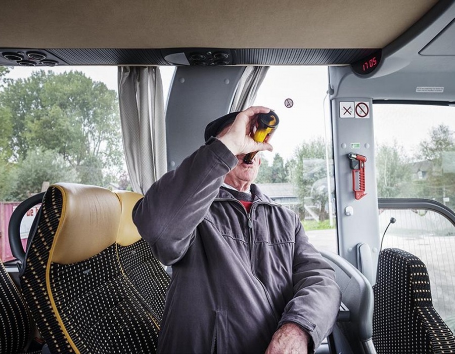 Nick Claeskens: Bus Stop